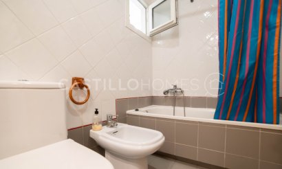 Resale - Apartment / flat - Torrevieja - La Mata