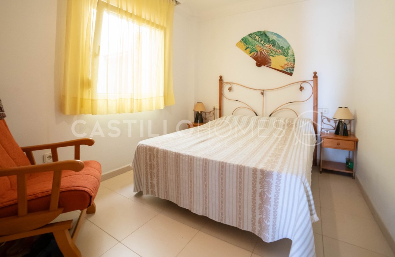 Resale - Apartment / flat - Torrevieja - La Mata