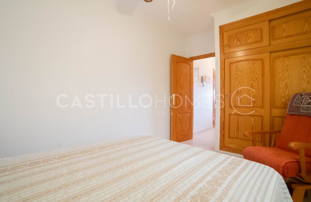 Resale - Apartment / flat - Torrevieja - La Mata