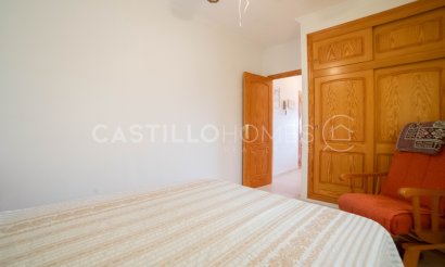 Resale - Apartment / flat - Torrevieja - La Mata