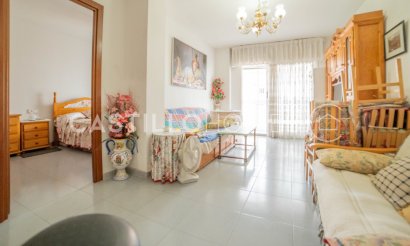 Resale - Apartment / flat - Torrevieja - Punta Prima