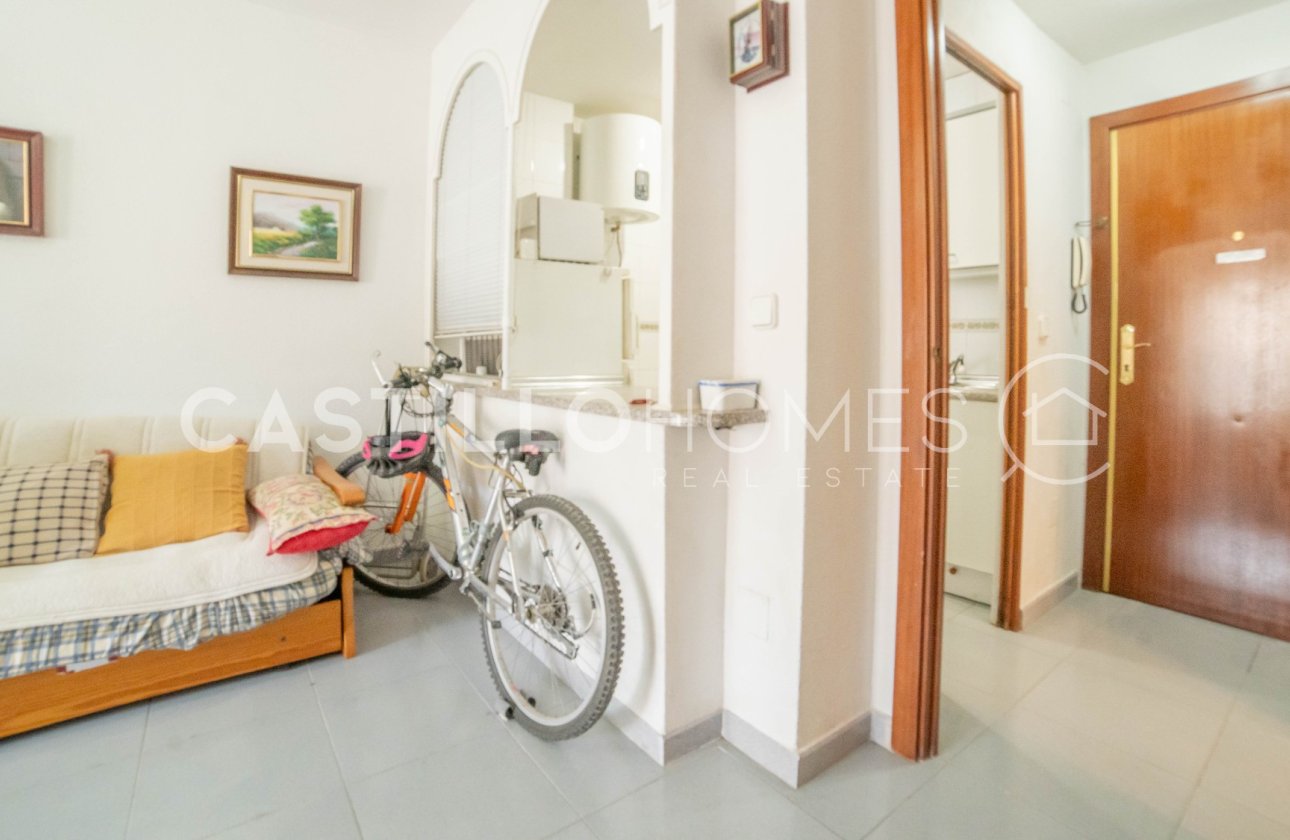 Resale - Apartment / flat - Torrevieja - Punta Prima