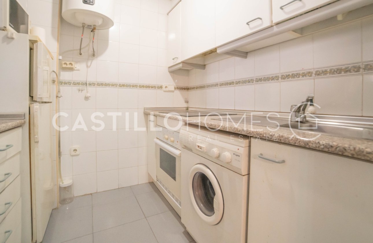 Resale - Apartment / flat - Torrevieja - Punta Prima