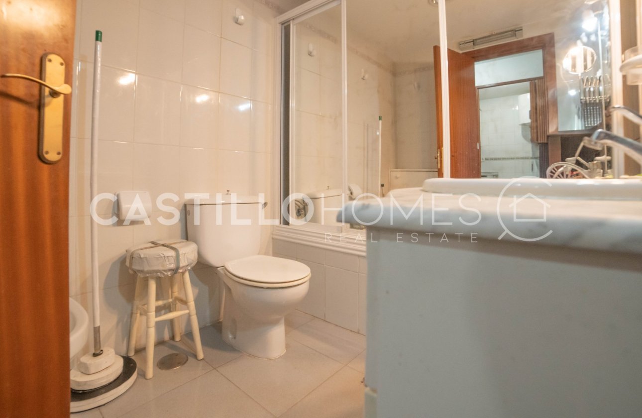 Resale - Apartment / flat - Torrevieja - Punta Prima