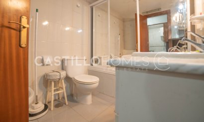 Resale - Apartment / flat - Torrevieja - Punta Prima