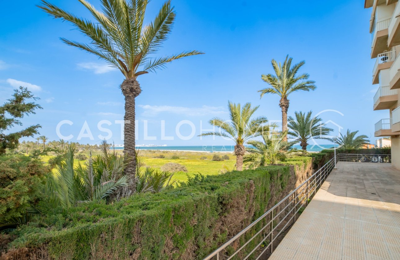 Resale - Apartment / flat - Torrevieja - Punta Prima