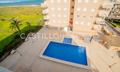 Resale - Apartment / flat - Torrevieja - Punta Prima