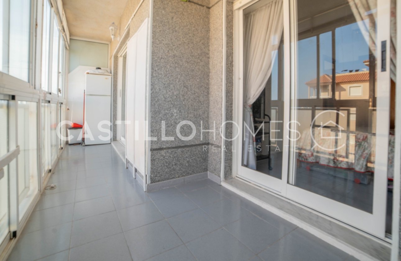 Resale - Apartment / flat - Torrevieja - Punta Prima