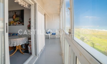 Resale - Apartment / flat - Torrevieja - Punta Prima