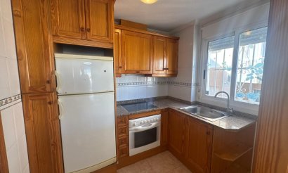 Resale - Apartment / flat - Torrevieja - La Mata