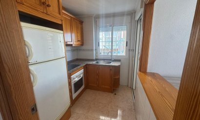 Resale - Apartment / flat - Torrevieja - La Mata