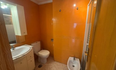 Resale - Apartment / flat - Torrevieja - La Mata