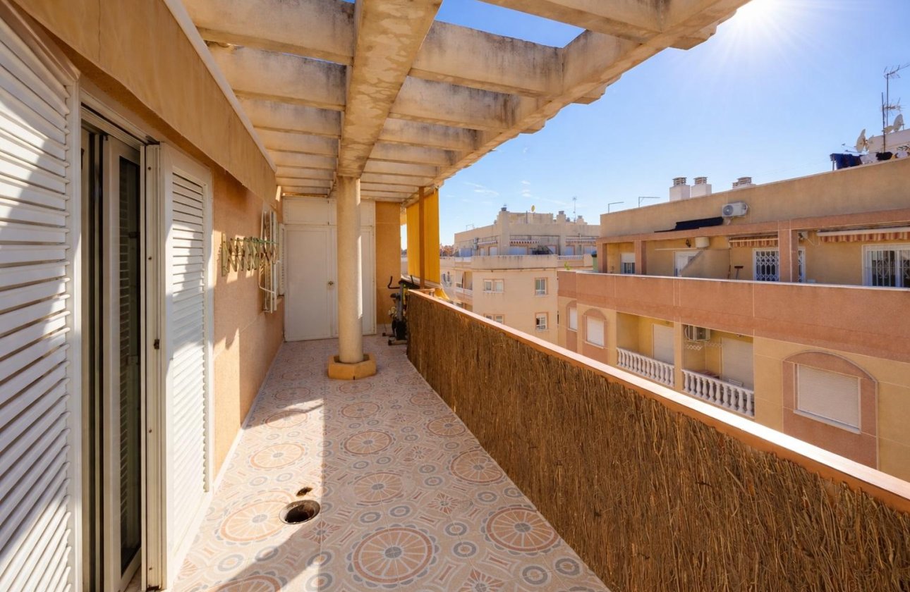 Resale - Apartment / flat - Torrevieja - Parque de Las Naciones