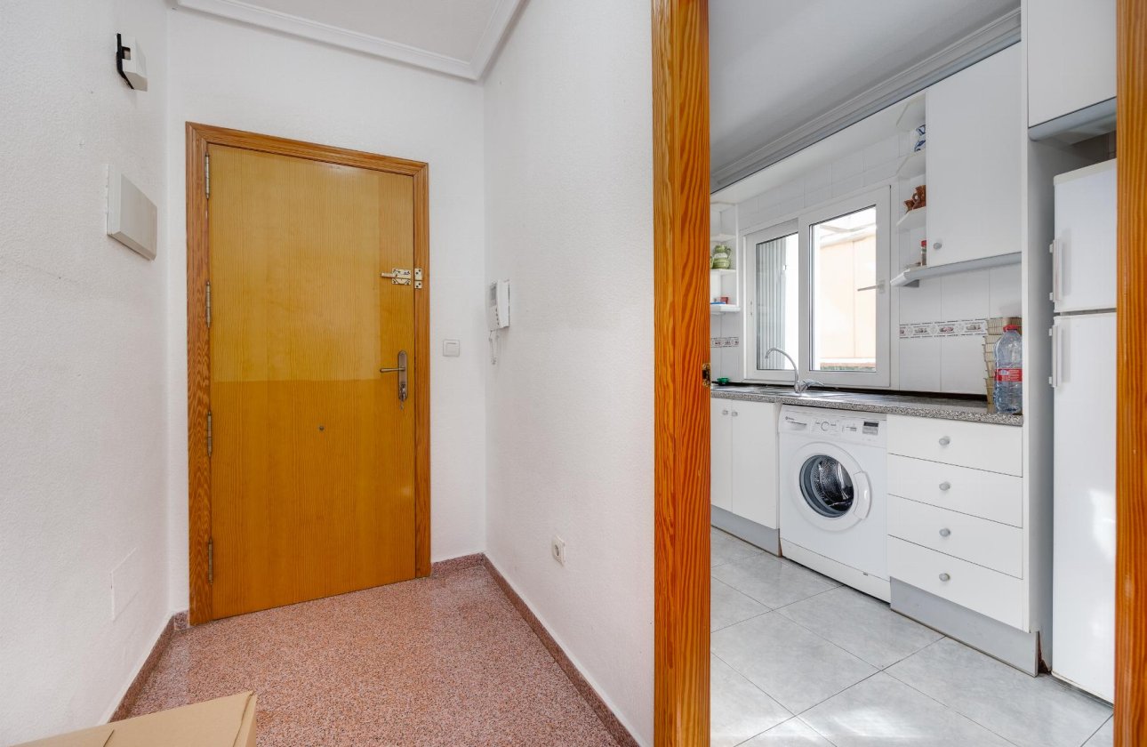 Resale - Apartment / flat - Torrevieja - Parque de Las Naciones