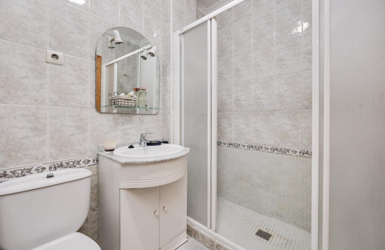 Resale - Apartment / flat - Torrevieja - Parque de Las Naciones