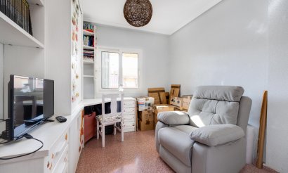 Resale - Apartment / flat - Torrevieja - Parque de Las Naciones