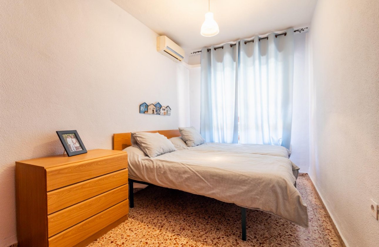 Resale - Apartment / flat - Torrevieja - playa de los naufragos