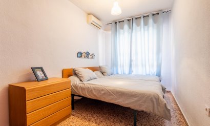 Resale - Apartment / flat - Torrevieja - playa de los naufragos