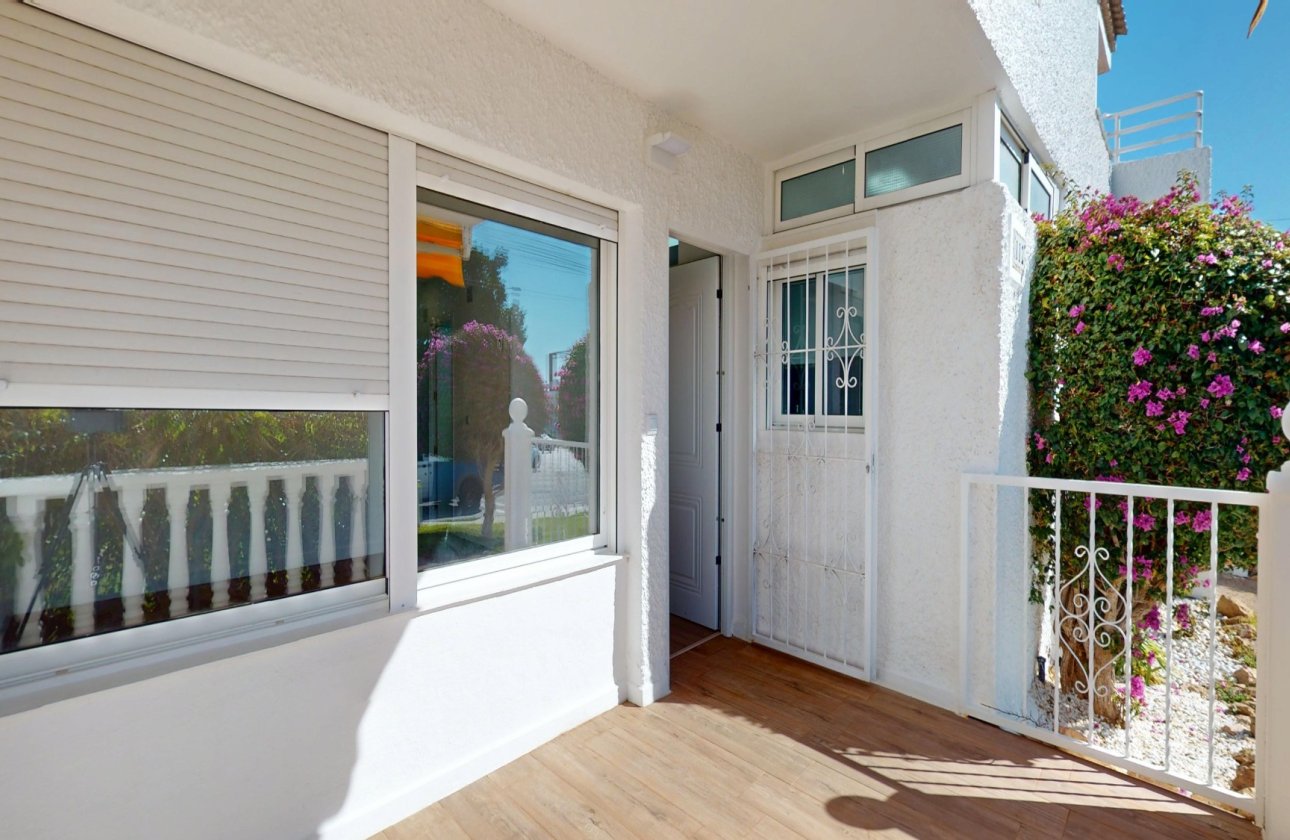 Resale - Apartment / flat - Orihuela Costa - Villamartin