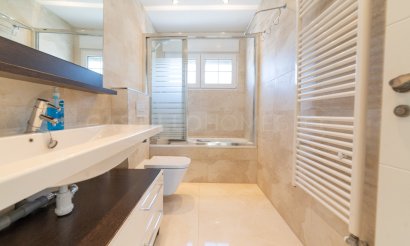 Resale - Villa - Orihuela Costa - La Zenia