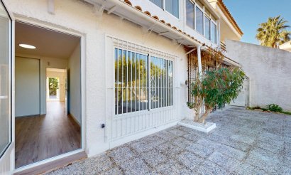 Resale - Bungalow - Orihuela Costa - Villamartín-Las Filipinas