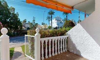 Resale - Bungalow - Orihuela Costa - Villamartín-Las Filipinas