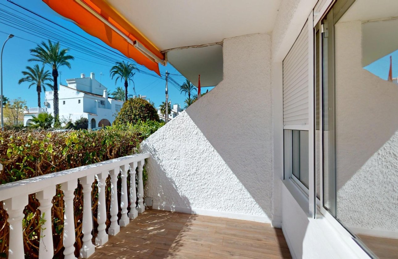 Resale - Bungalow - Orihuela Costa - Villamartín-Las Filipinas