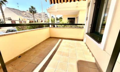 Resale - Apartment / flat - Campoamor R-5