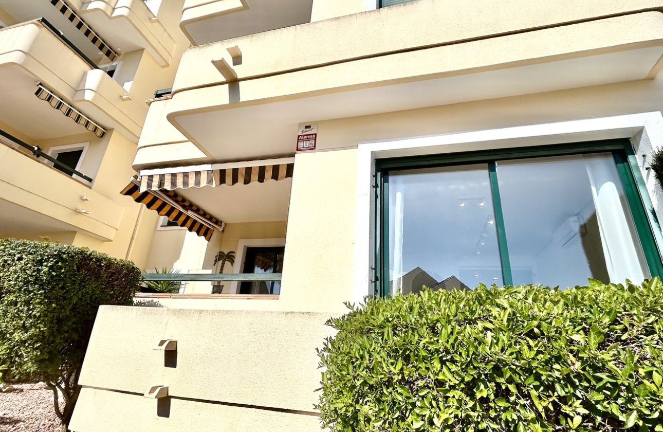 Resale - Apartment / flat - Campoamor R-5