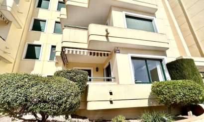 Resale - Apartment / flat - Campoamor R-5