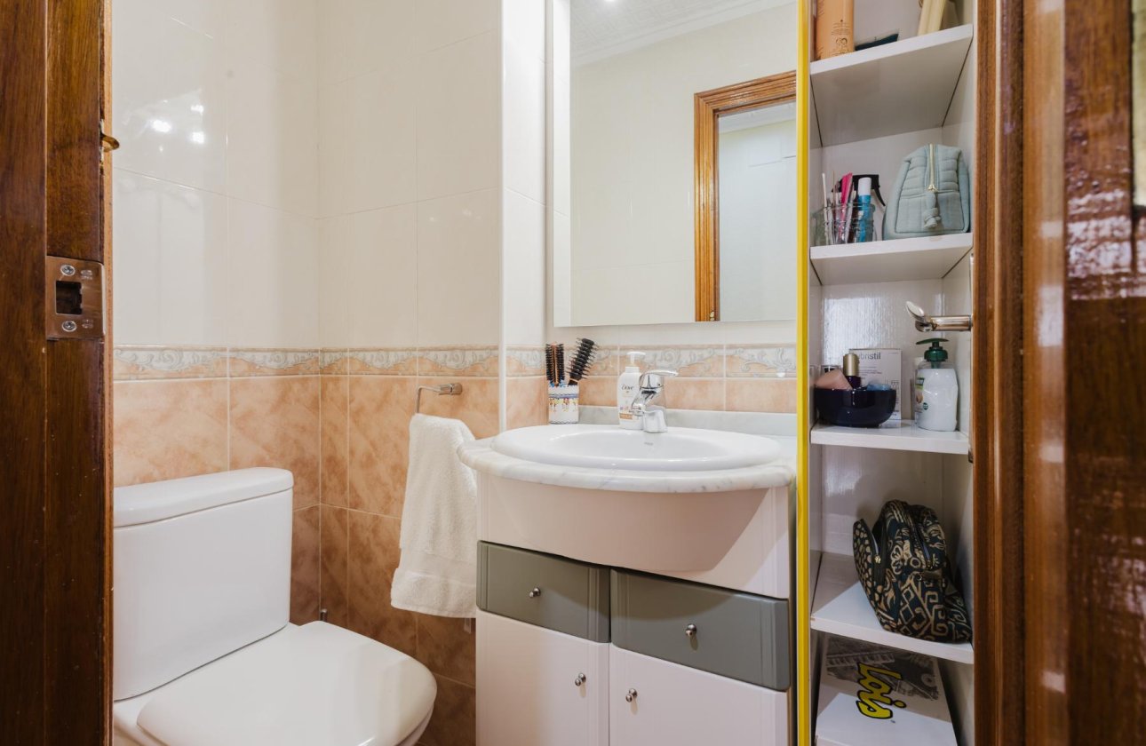 Reventa - Apartamento / piso - Torrevieja - Playa del Acequión