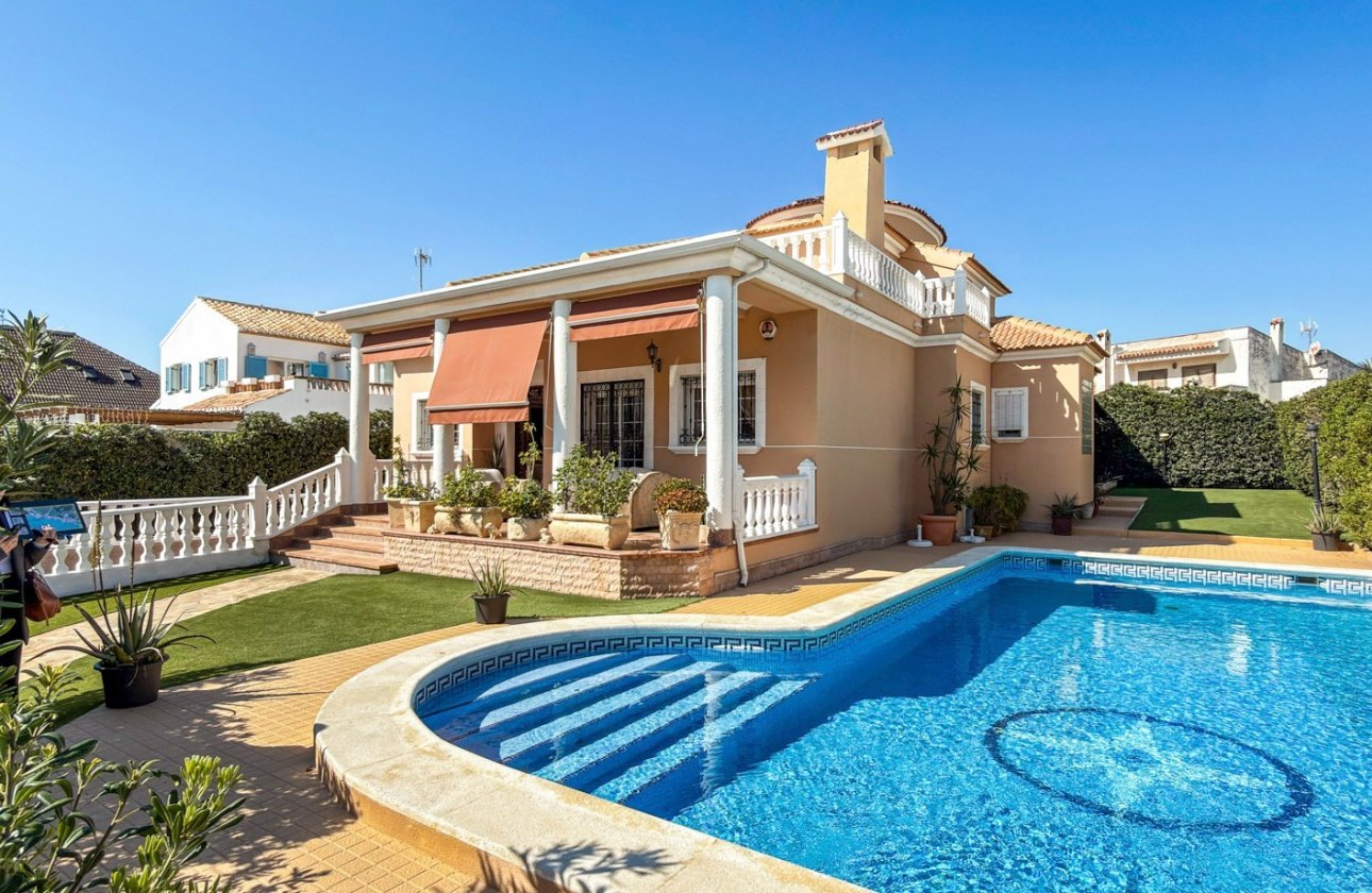 Reventa - Villa - Torrevieja - Torrelamata - La Mata