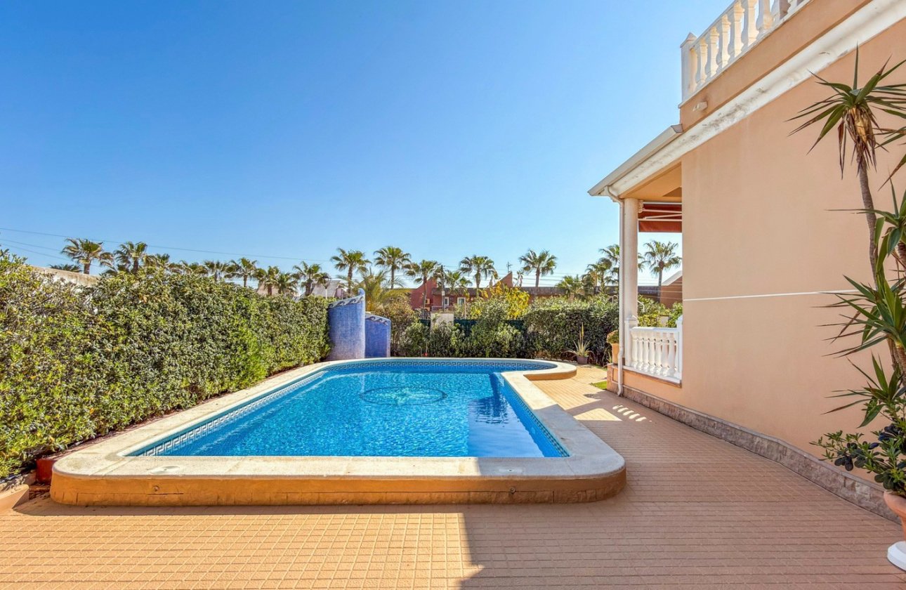 Reventa - Villa - Torrevieja - Torrelamata - La Mata