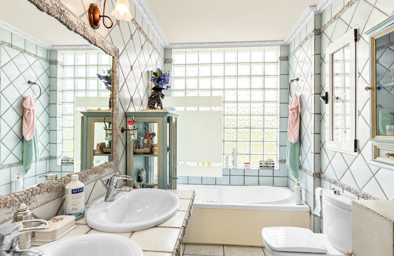 Reventa - Villa - Torrevieja - Torrelamata - La Mata