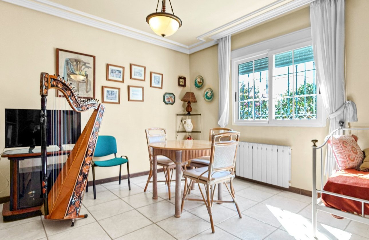 Reventa - Villa - Torrevieja - Torrelamata - La Mata