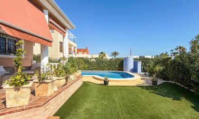 Reventa - Villa - Torrevieja - Torrelamata - La Mata