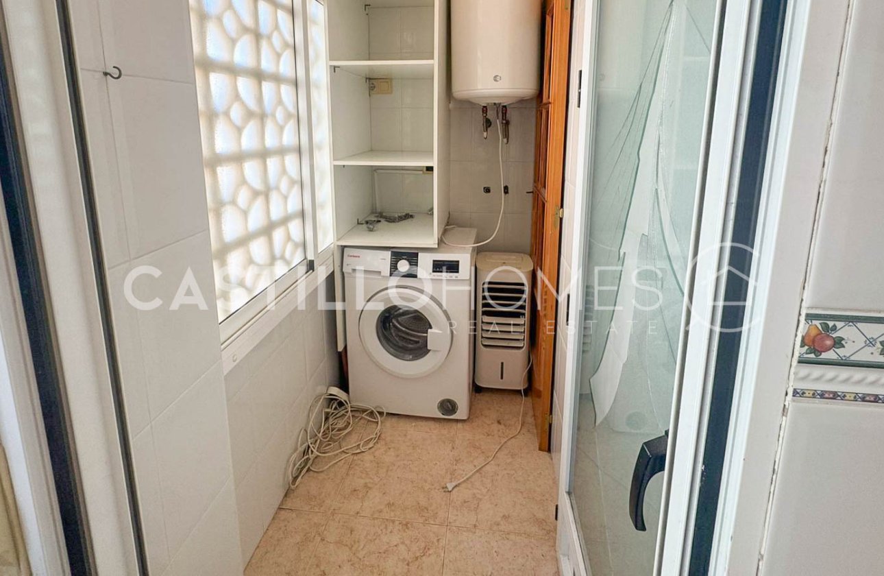 Resale - Apartment / flat - Torrevieja - La Mata