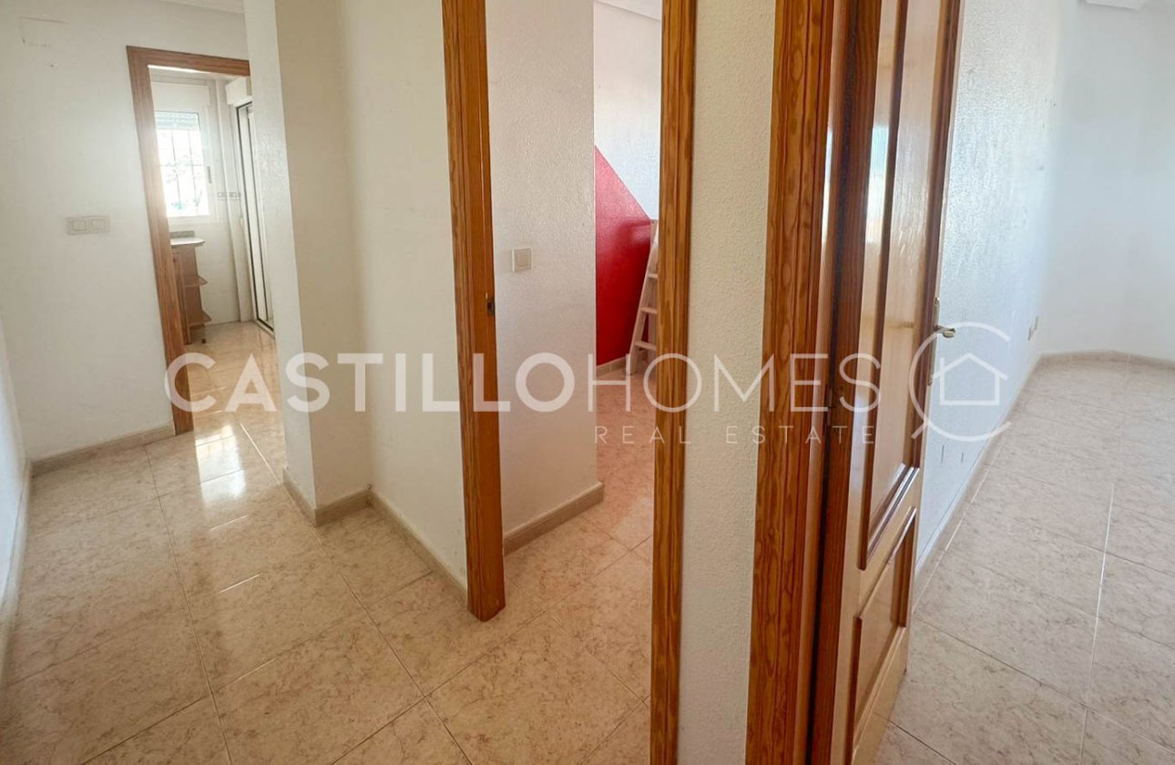 Resale - Apartment / flat - Torrevieja - La Mata