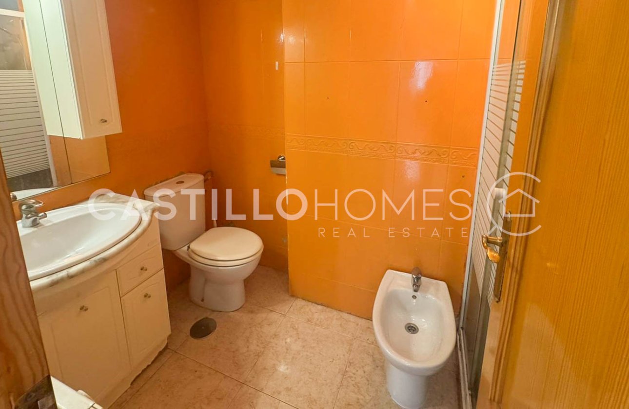 Resale - Apartment / flat - Torrevieja - La Mata