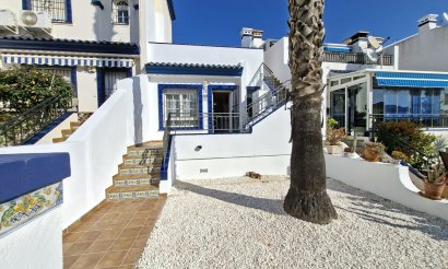 Resale - Bungalow - Orihuela Costa - Los Dolses