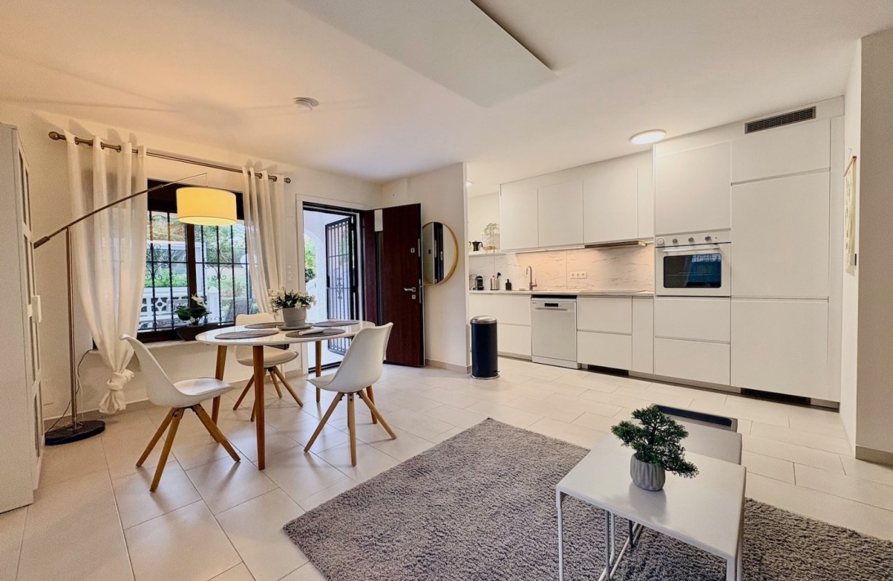 Resale - Villa - Orihuela Costa - Cabo Roig