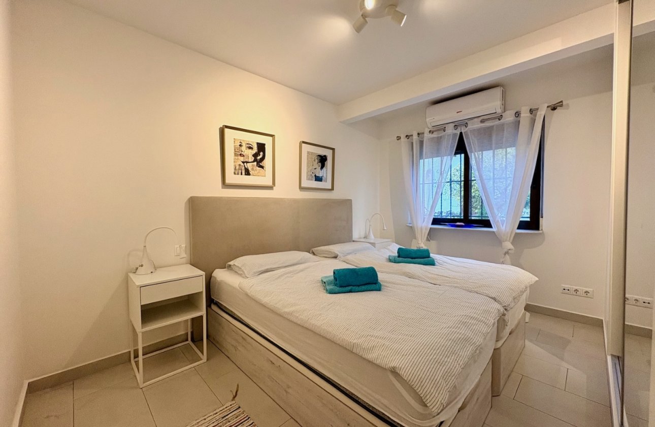 Resale - Villa - Orihuela Costa - Cabo Roig