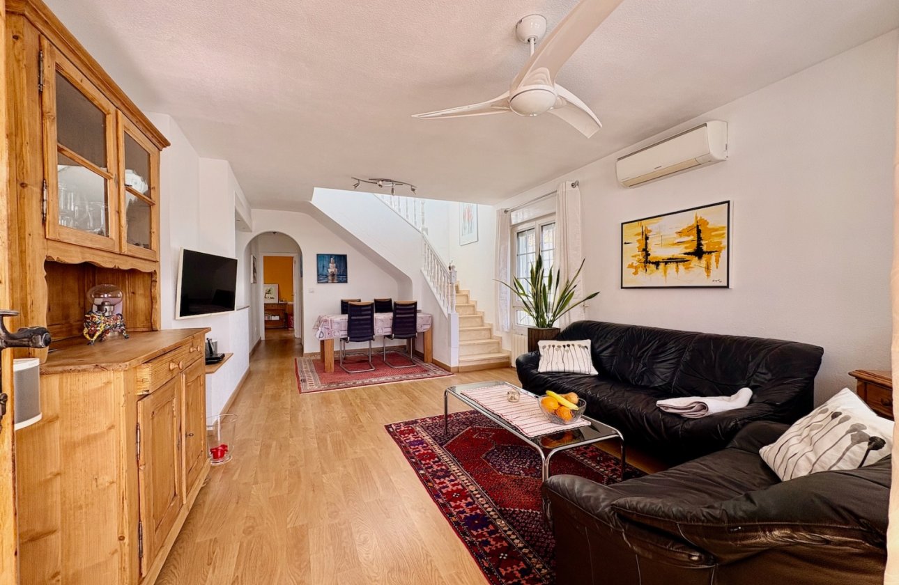 Resale - Villa - Orihuela - Villamartin