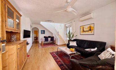 Resale - Villa - Orihuela - Villamartin