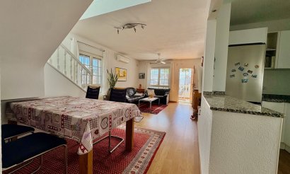 Resale - Villa - Orihuela - Villamartin