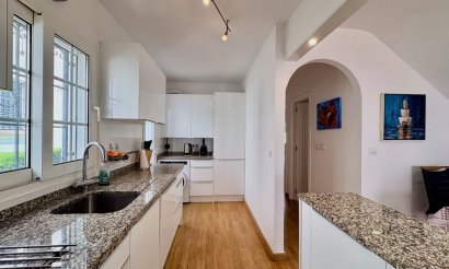 Resale - Villa - Orihuela - Villamartin