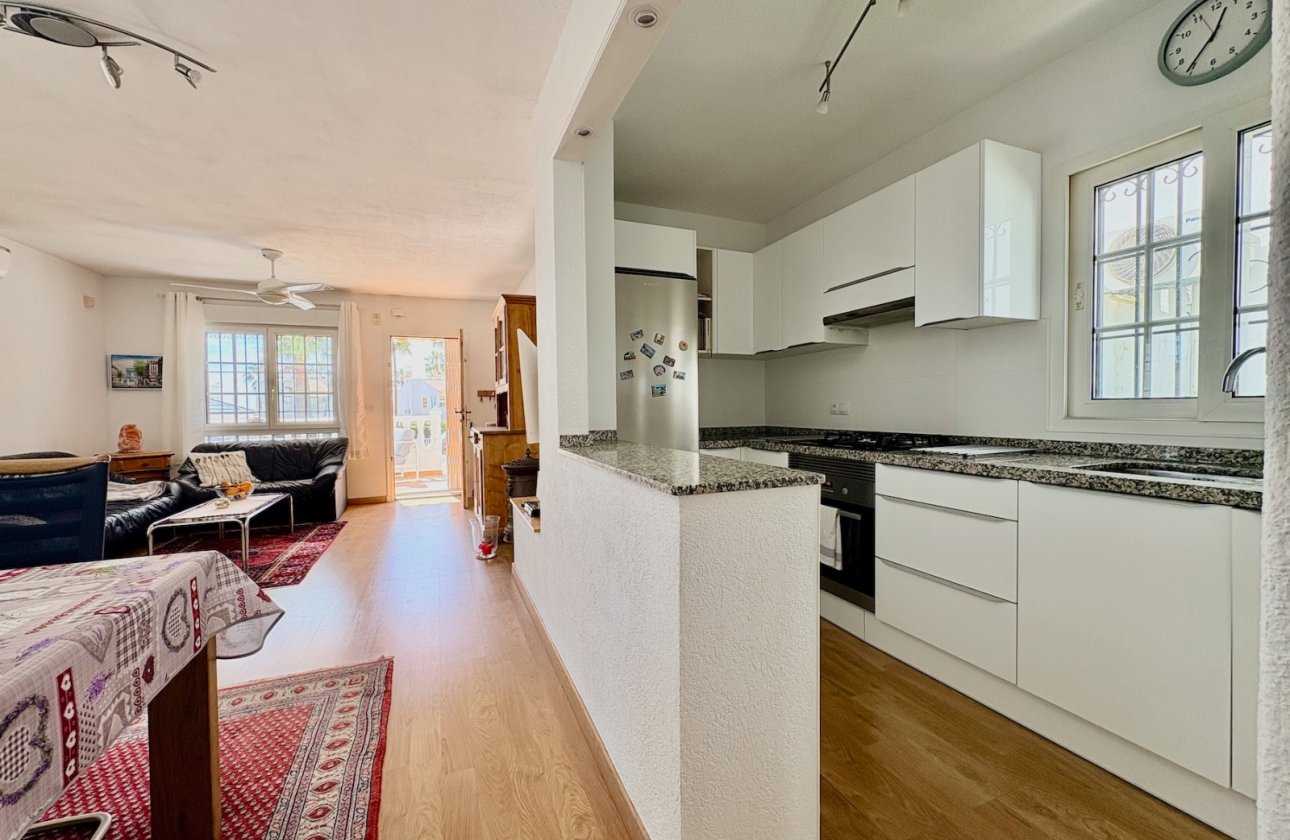 Resale - Villa - Orihuela - Villamartin