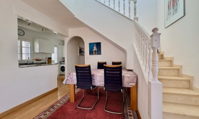 Resale - Villa - Orihuela - Villamartin