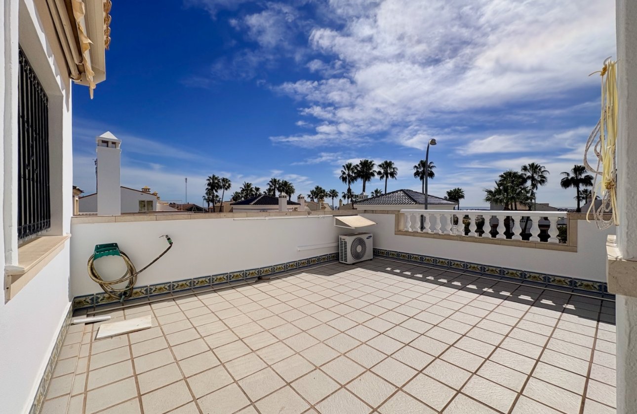 Resale - Villa - Orihuela - Villamartin