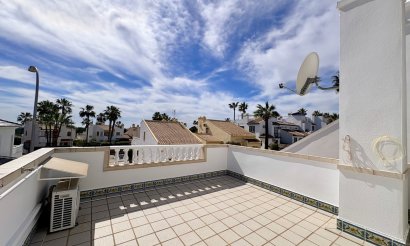 Resale - Villa - Orihuela - Villamartin
